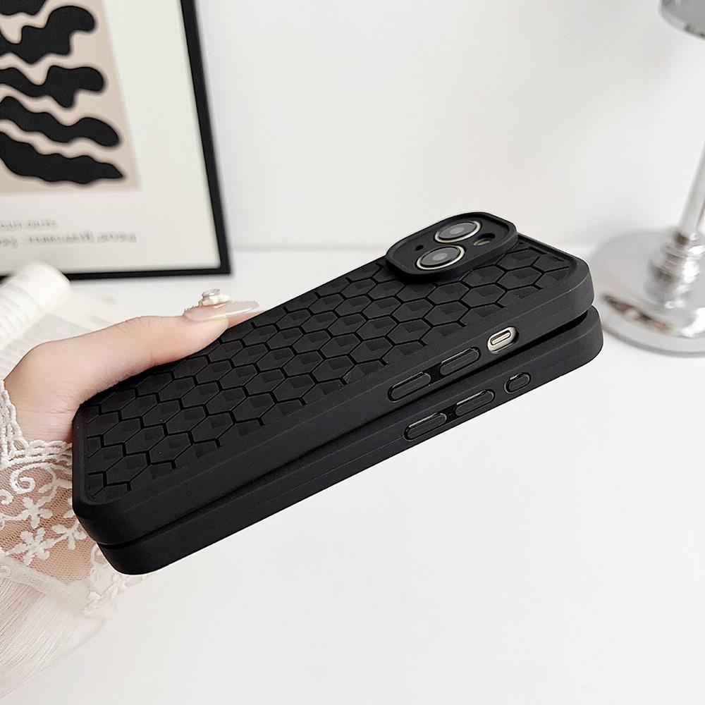 Mesh Breathable Phone Case for iPhone 11 13 15 14 Pro Max iPhone 12  13 Pro 14 Pro Continuous Heat Dissipation Drop-proof and Durable