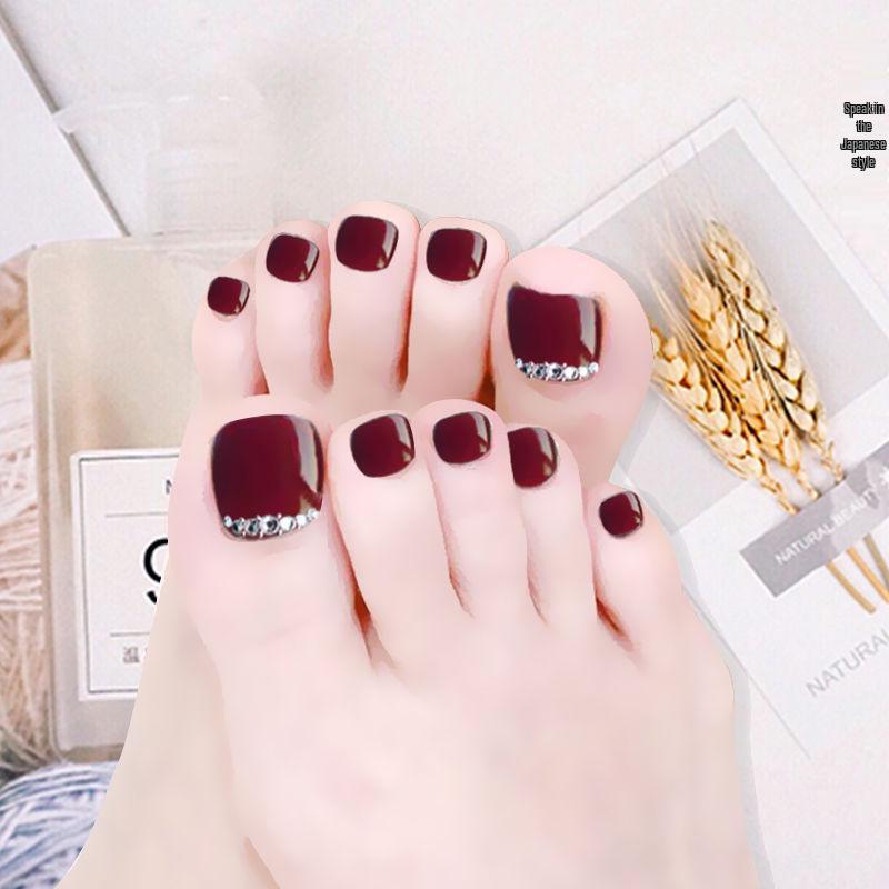 

Wine Red Crushed Diamond Toenail Patches: Short Style Luxury Nail Art Tips