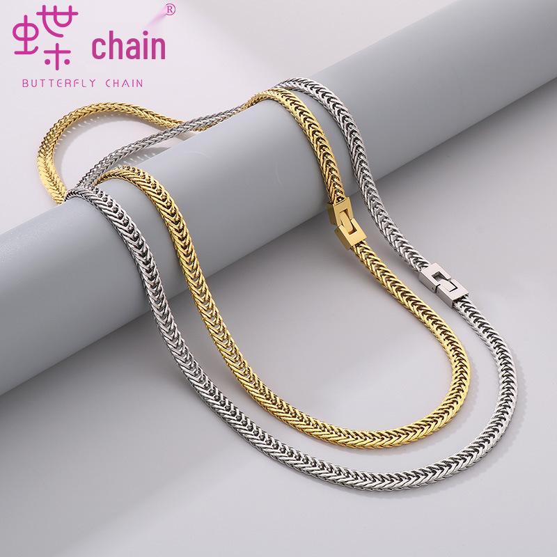 

Tunda Stainless Steel Double Buckle Chain Men s Necklace with Gold Electroplating