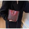 Fashion Pioneer! New Bucket Bag, European and American Locomotive Wind Is Coming