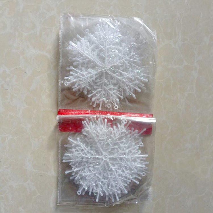 Festive Chenille Wire-Wrapped Snowflake Ornaments for Christmas Tree Decoration