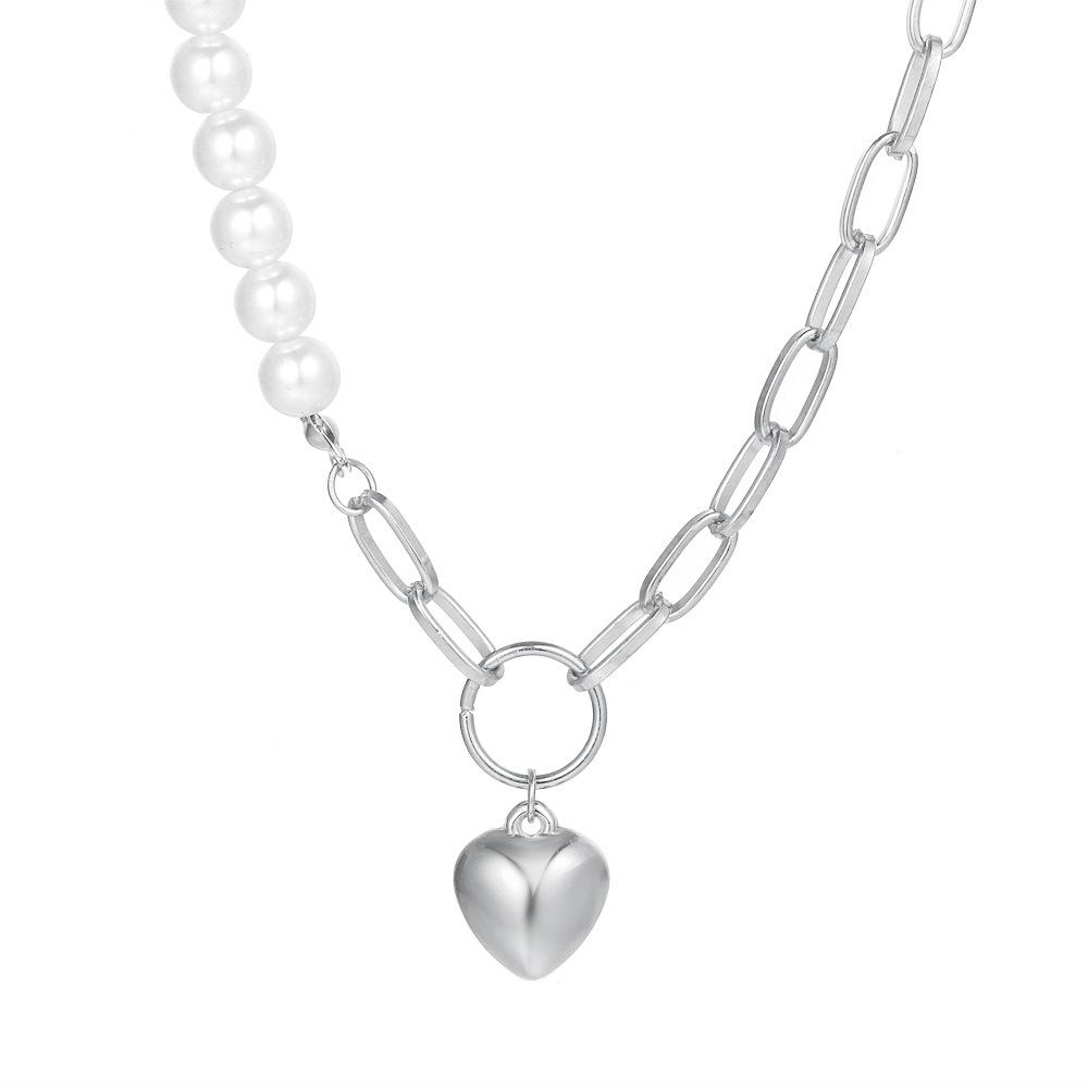 Collana Trendy con Ciondolo a Cuore per Donna - Catena Minimalista per la Clavicola con Chiusura OT per uno Stile alla Moda