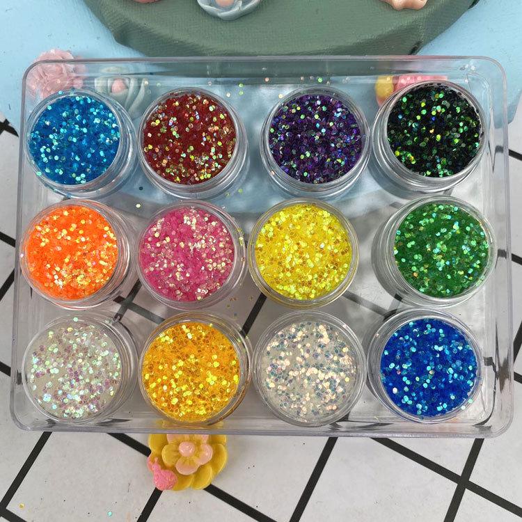 12-Farben Nail Art Glitzer Set: Rosen-, Blüten-, Herz- & Stern-Pailletten zur Handyhüllen-Dekoration