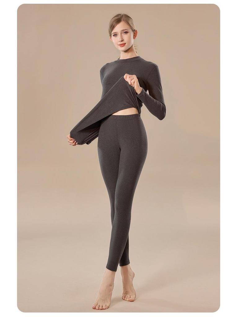 Damski Zestaw Bielizny Termicznej - Podszyty Welurem dla Ciepła Jesienno-Zimowego