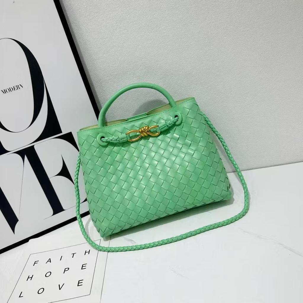 Bestselling BV Woven 8-Shaped Buckle Handbag - Versatile Shoulder & Crossbody Bag