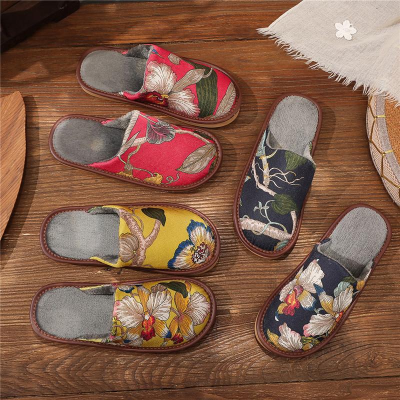 Winter garden cotton slippers fashion printing men's and women's warm fabrics non-slip rubber soft soles home cotton shoes