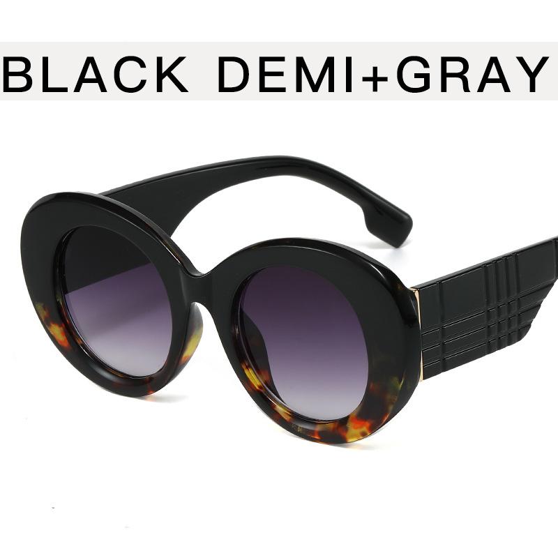 Vintage Oversized Round Glasses for Women Luxury Brand Designer Anti Blue Light Blocking Eyeglasses Rivet Optical Frame