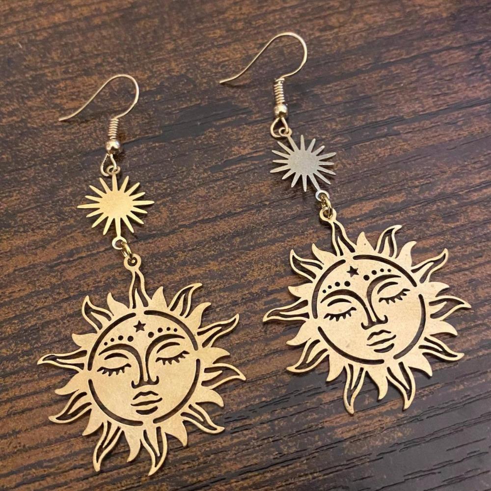 Bohemian Fashion Gold Color Crescent Moon Human Face Sun Tassel Dangle Earrings for Woman Ethnic Style Jewelry Girlfriend's Gift