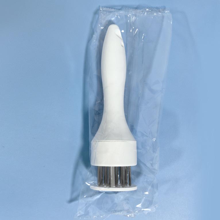 Doppelseitiger Fleischklopfer mit Nadeln für den Heimgebrauch