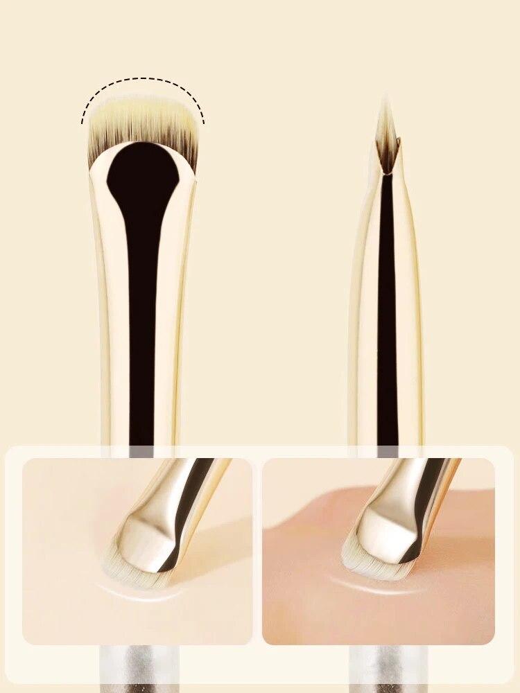 Круглая угловая кисть для гелевой подводки для глаз — фото 8