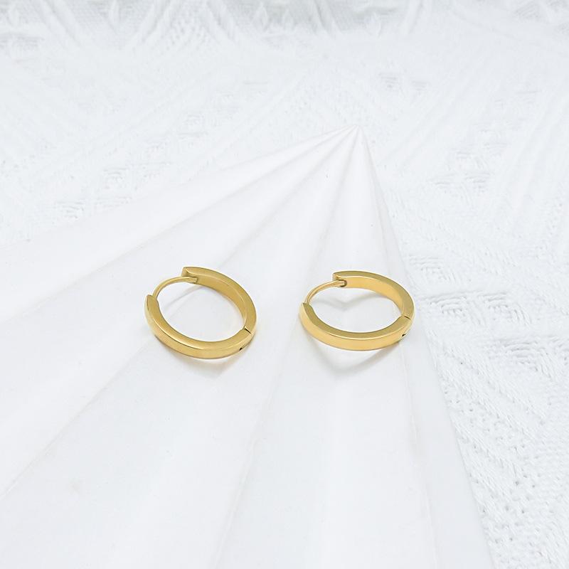 Fashionable Real Gold Electroplated Circle Earrings for Women's Simple Twisted Earrings Temperament High-end and Versatile Earrings