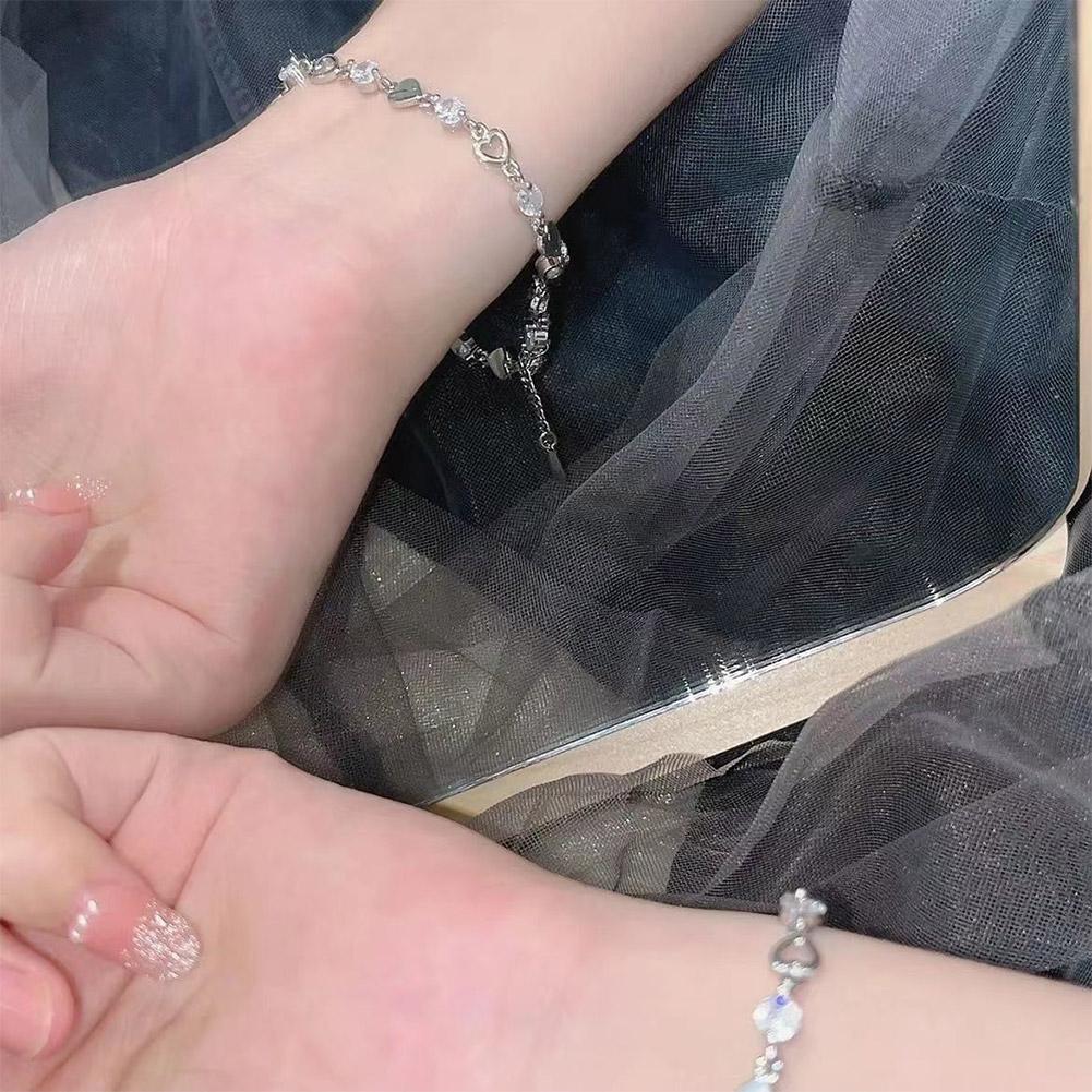 Fashion Hollow Heart Bracelets For Women Man Fresh Bracelet Personality Round Bead Bracelet Jewelry Accessories Christmas Gifts