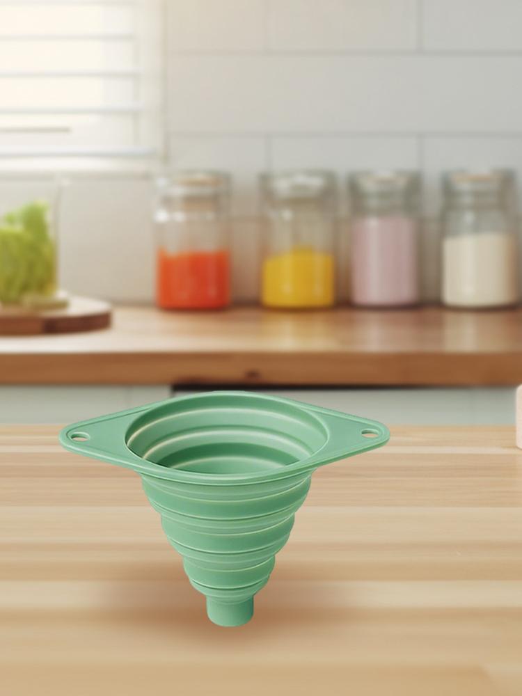 Foldable Silicone Telescopic Funnel Foldable Wide Mouth Filler Silicone Funnels Small Funnel for Filling Small Bottles