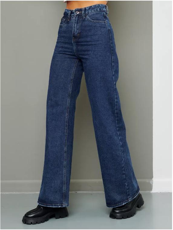 2025 New Women's Straight-Leg Jeans in Russian Style