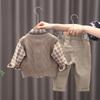 Jungen Strickweste Set dreiteilig im koreanischen Stil: Hübsches Frühlings-/Herbst-Outfit