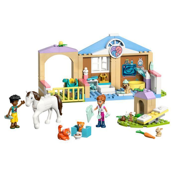 LEGO Friends 42696 La Clinique Vétérinaire - Jeu pour Fille ou Garçon des 4 ans - Cadeau