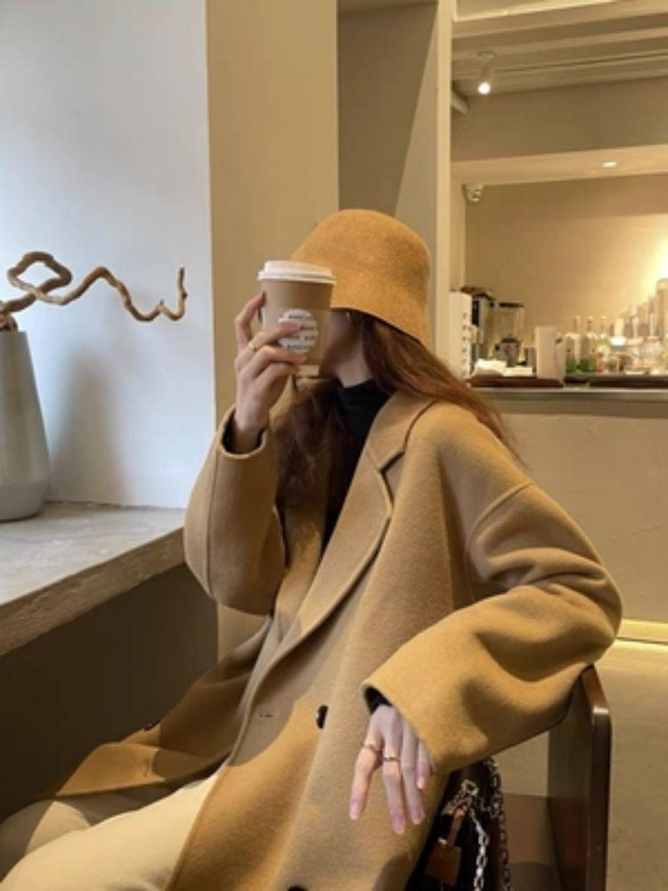 Women's Hepburn Style Korean Pink Wool Coat - Mid-Length, Autumn/Winter 2025 Collection, Petite Fit, High-End Feel