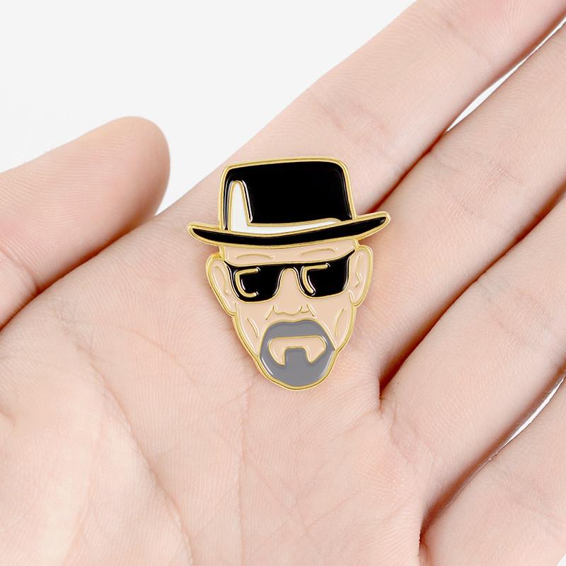 Alloy Badge Creative With U Shape Cartoon Character Design And Enamel Coating For Stylish Outfits