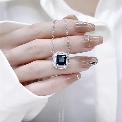 Elegante Blauwe Saffier Zirconia Ketting voor Vrouwen - Veelzijdige Sleutelbeenketting met Natuurlijke Luxe Bedel