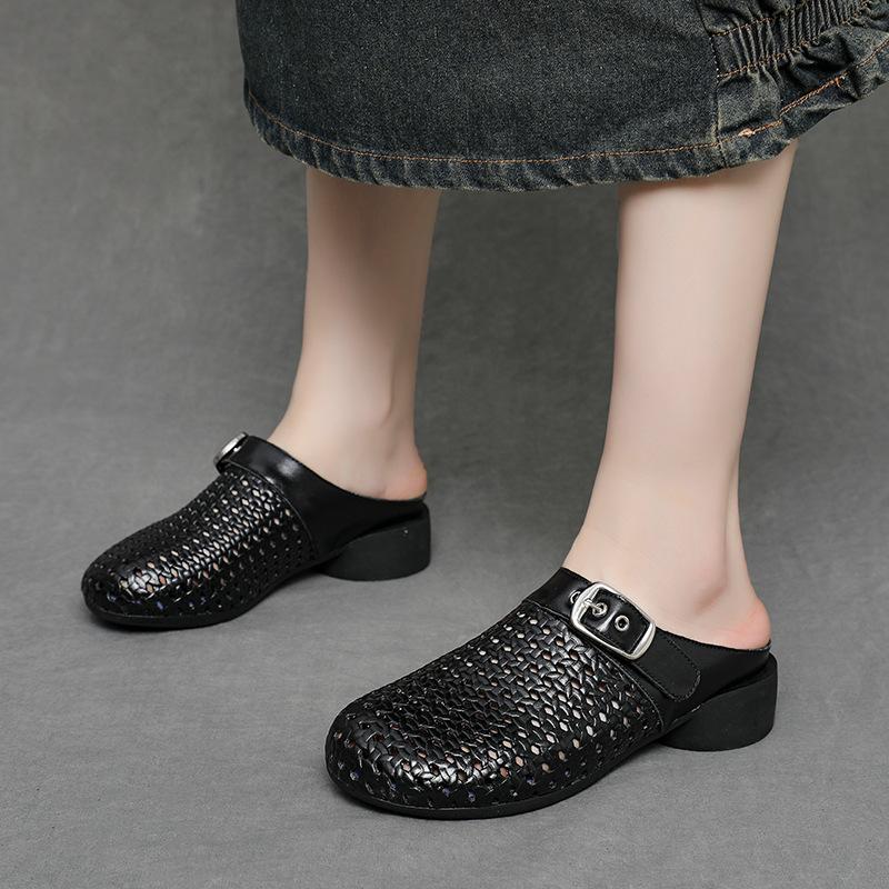 Fashion Summer Slippers for Women 2025 New Genuine Leather Woven Closed-toe Casual French Sandal Female Large-size Hollow Beach