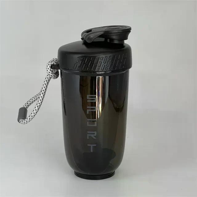 

D5 Не содержащий БФА Блендер Шейкер Бутылка для воды Стакан 600 мл С пластиковым венчиком для протеиновых коктейлей Герметичная для тренировок в спортзале Спортивная чашка для воды 600ML чёрный