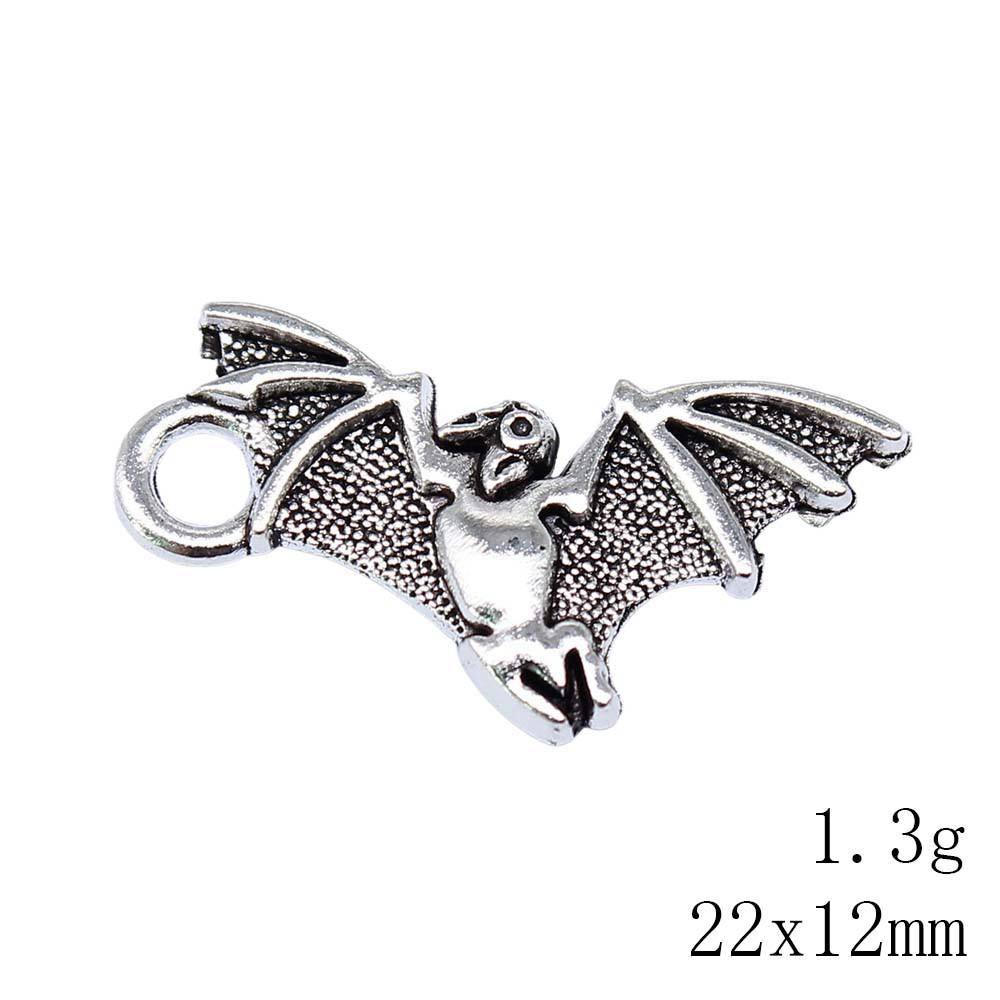 Valentýnský náramek s přívěsky Italský přívěsek s přívěsky pavouka a netopýra Publikum Mužský přívěsek