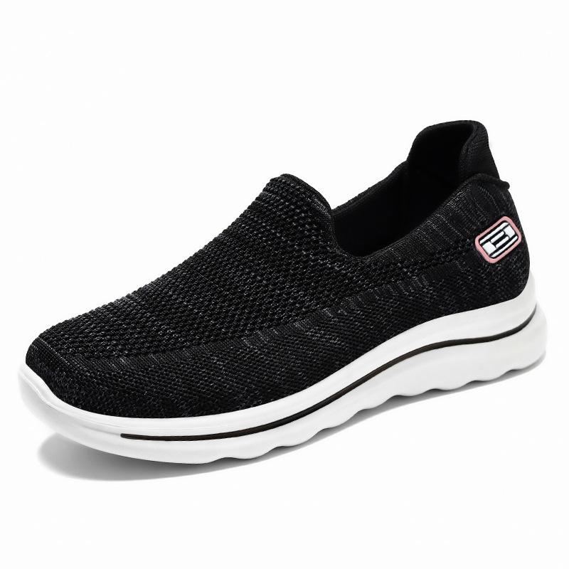 Middle-aged and Elderly Mother Shoes, One-step Flat Shoes, Old Beijing Cloth Shoes, Non-slip Soft-soled Flying Woven Surface Brand Women's Shoes