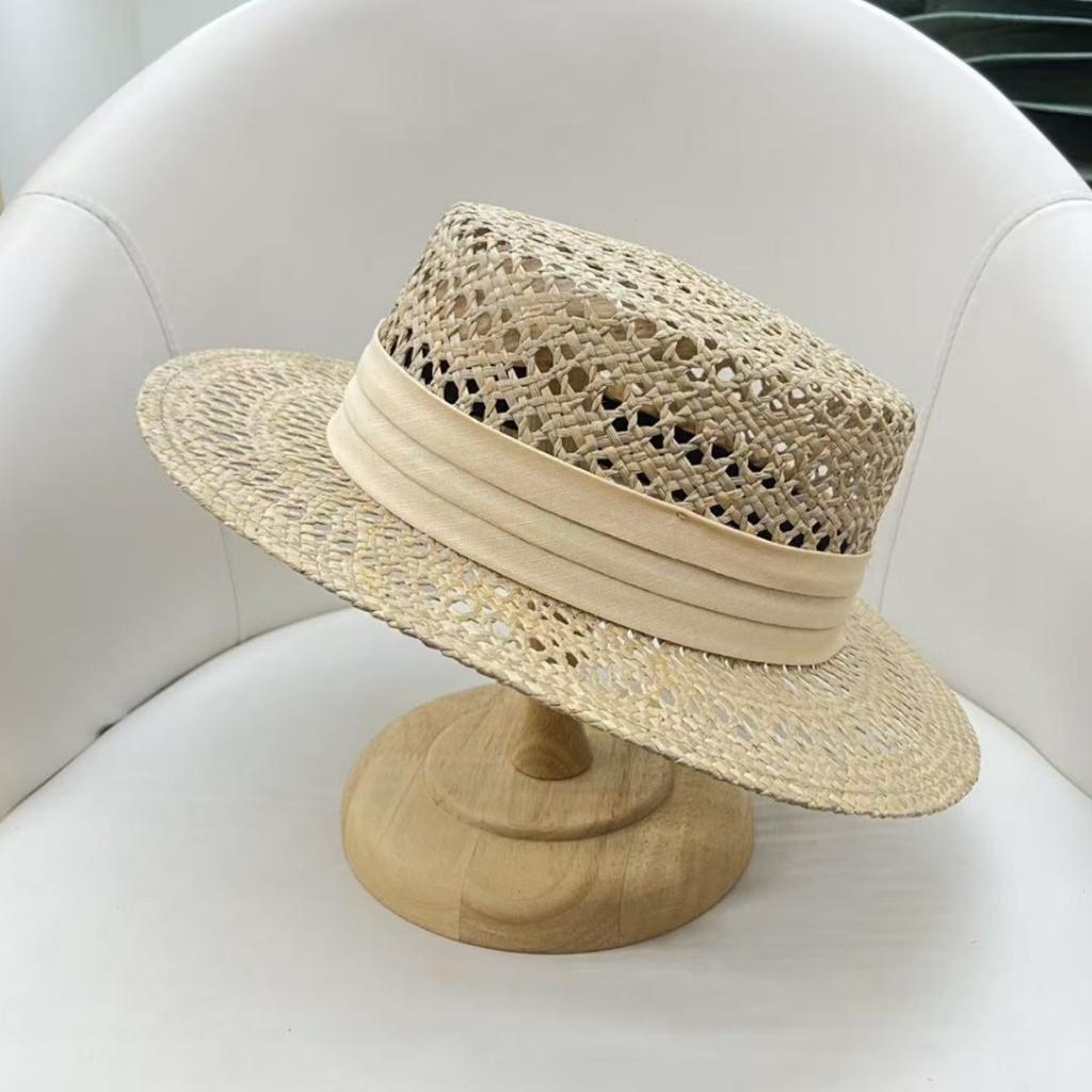 High-end Retro French Straw Hat Women's Summer Top Hat Flat Top Hollow Seaside Vacation Sunshade Sunscreen Hat