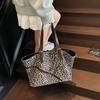 Women's Soft Large Capacity Leopard Shopper Shopping Bag New Travel Casual Shoulder Bag Handbags and Purses CLE