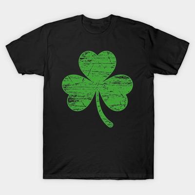 Men Black Print T-shirt St Patricks Day Distressed Green Shamrock Vintage Irish Luck Symbol No-Cut Heat Transfer Print Cotton Tshirt