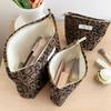 New Polyester Canvas Clutch Bag Large Capacity Zipper Closure Makeup Bag Leopard Print Portable Cosmetic Storage Pouch Women Use