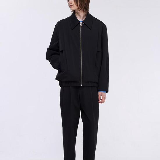Giosongeo Black Box Pleated Collar Jumper ZF5JP552BK