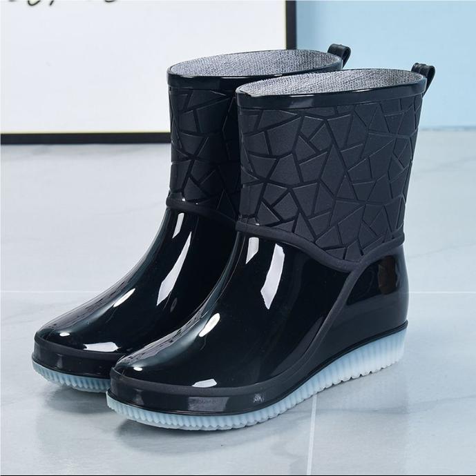 Damenstiefel Outdoor Damen Gummistiefel Vier Jahreszeiten Rutschfest Verschleißfest Damen Wasserdichte Schuhe