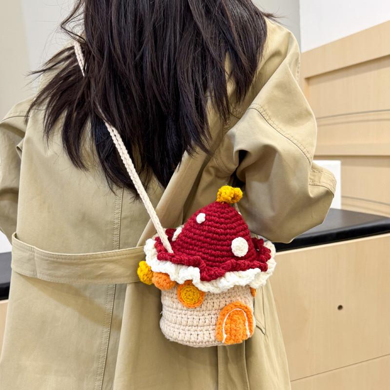 Knit Water Bucket Bag With Interior Pouch For Daily Casual Use