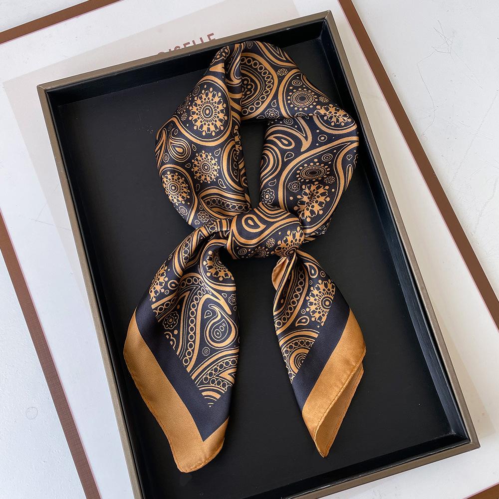 High-End Small Square Scarf Fashion Printed Silk Scarf Cashew Nut Silk Scarf Women Spring And Summer Retro Neck Silk Scarf Women