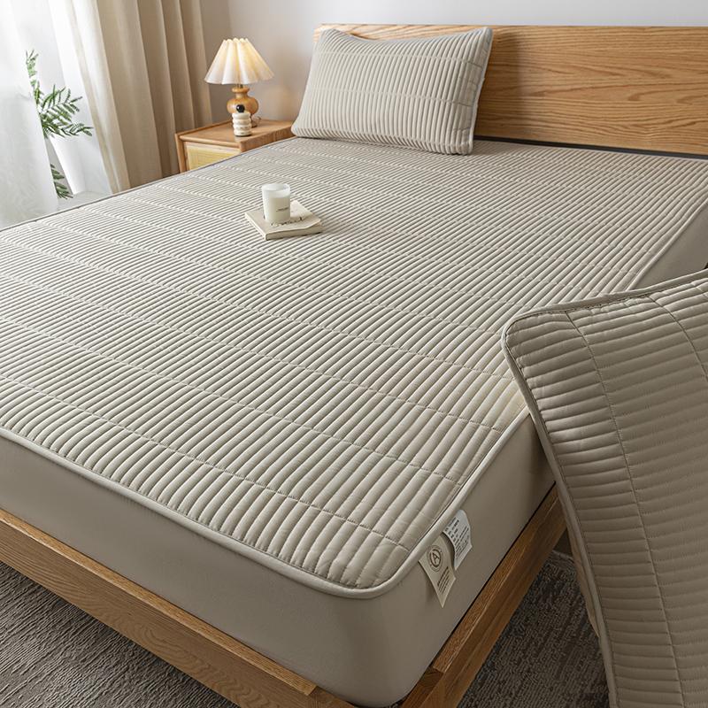 Safe Waterproof Mattress Cover Protector Breathable Comfortable Embroidered Bedding Mattress Bed Cover Fitted Sheet Washable