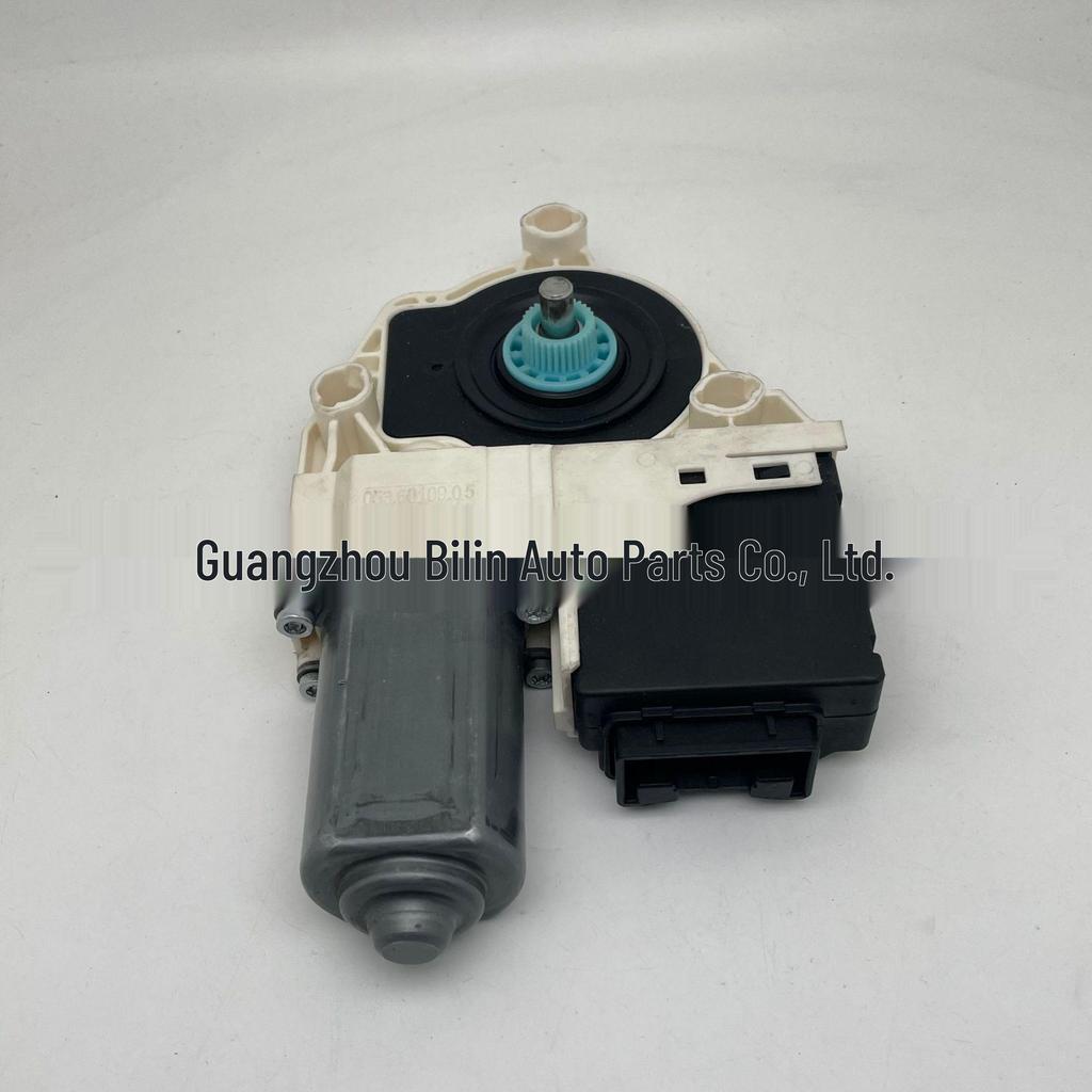 Volkswagen Passat Car Window Motor, Compatible with Models 3C8959703D & 3C8959704D