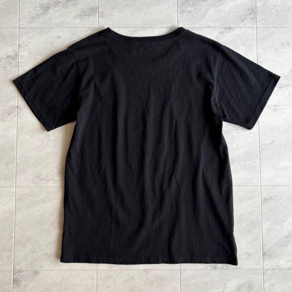 [USED] NARUTO Shippuden Short Sleeve T-Shirt, Size M, featuring Kakashi, Sasuke, and Sakura