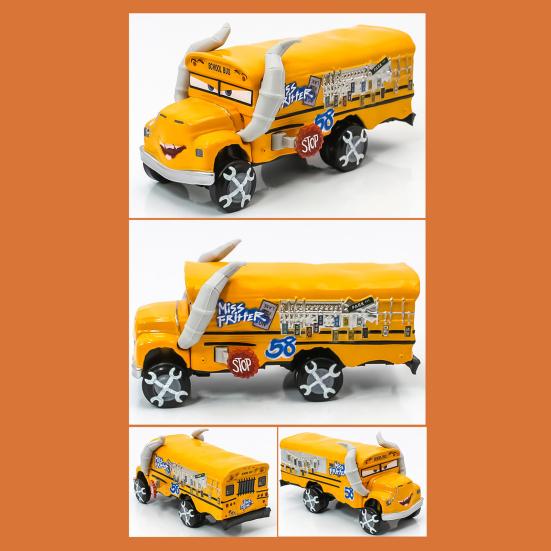 Toy Car Model Rugged Die-Cast Construction Replica Film Vehicle Toy Cow School Bus Ignite Racing Imagination Car World Toy