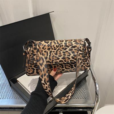 Modische kleine Unterarmtasche für Damen, trendige Tasche, Umhängetasche für Damen, modische, vielseitige Umhängetasche mit Leopardenmuster für Damen