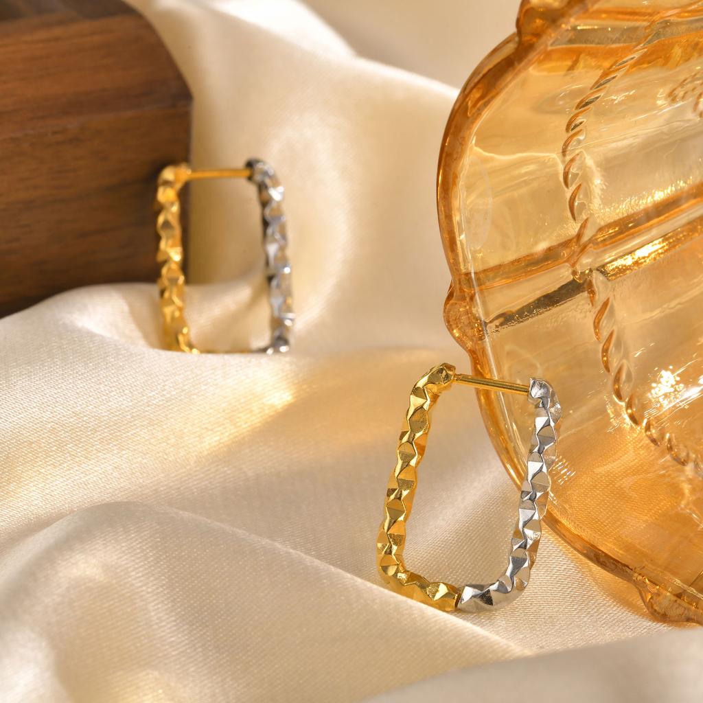 New Two Tone Circle Hoop Earring for Women, Hammered Stainless Steel Women's Mini Huggie Earrings, Gold Plated Small Hoops