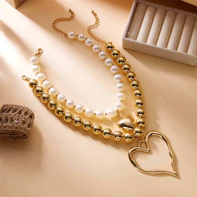 Nuova Collana con Ciondolo a Cuore: Choker Lussuoso e Trendy per Anniversari e Appuntamenti