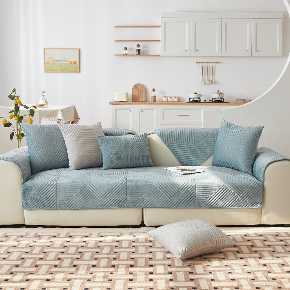 

Crystal Velvet Sofa Cover Non Slip Couch Protector Soft Furniture Slipcover for Pets Dogs Kids Modern Armchair Cover for Living Room 70x70cm 1pcs світло-синій колір