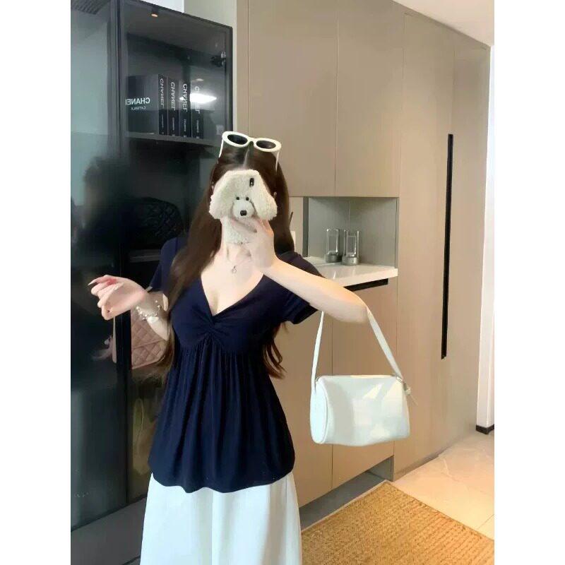Pure desire Korean V-neck kinked short-sleeved T-shirt women's summer design sense slim body covering meat and thin temperament Spice girl top