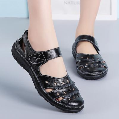 Sandales en Cuir Respirant pour Femmes Été Coutures Douces Sandales pour Dames Confortables Plates à Bout Fermé Chaussures de Plage Chaussures Romaines Décontractées