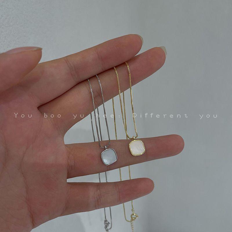 Niche Style Gold Women's Accessible Luxury Clavicle Chain Elegant Shell