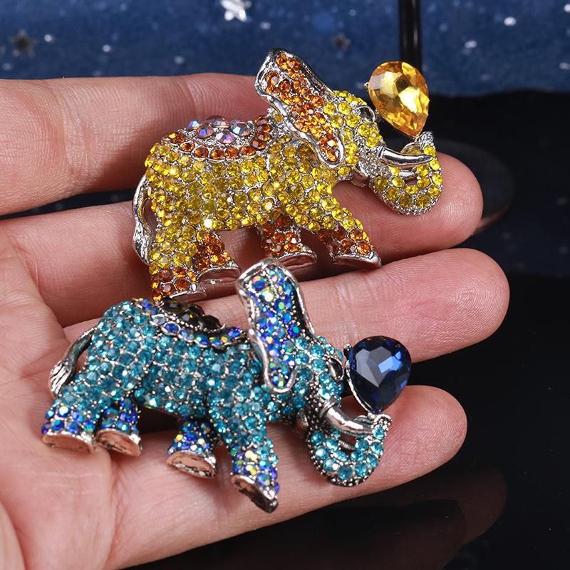 Rhinestone Atmosphere High -End Exquisite Brooch Auspicious Ruyi