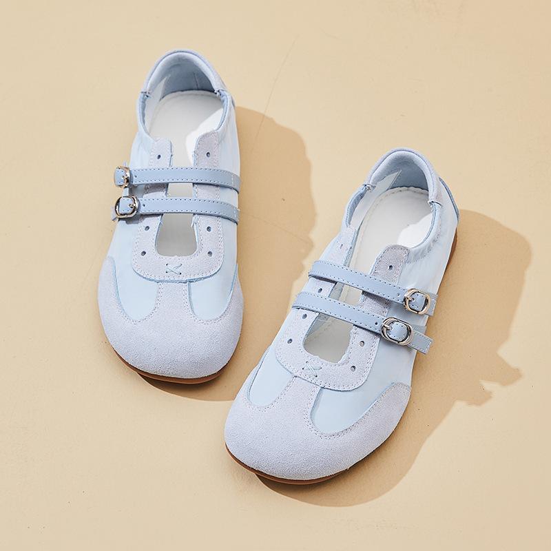 New Fashionable Flat Sports Single Shoes for Women From De Xun Shoes