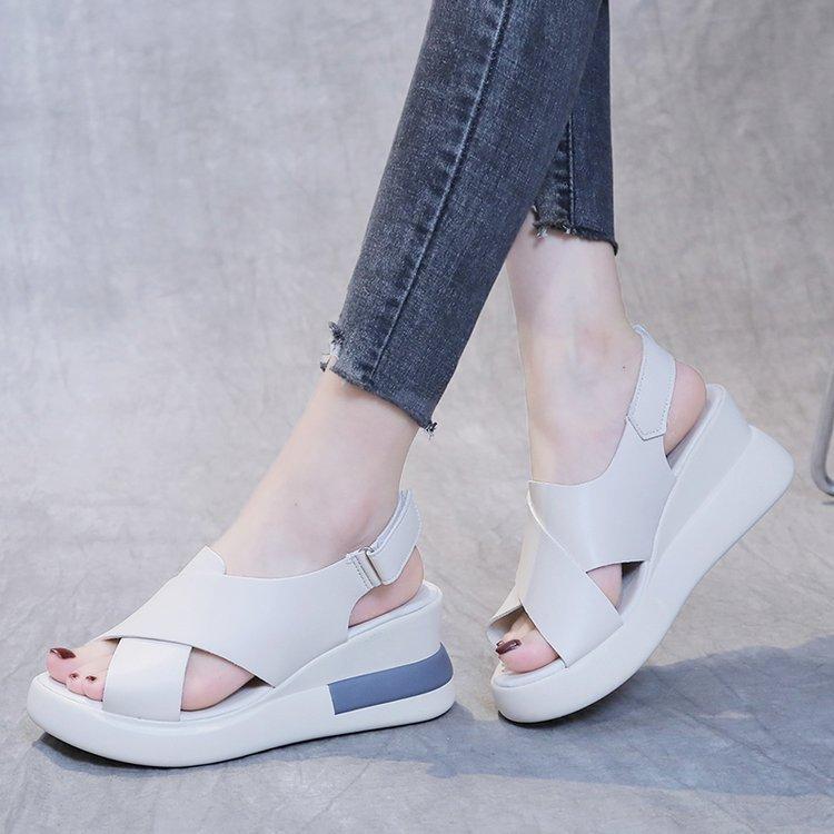 Summer thick-soled wedge sandals women's new summer casual fish mouth women's shoes soft leather muffin heel