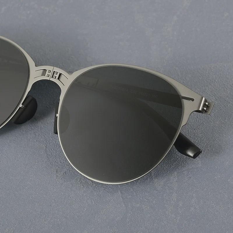 2024 Ultra-Light Retro Men's Stainless Steel Folding Sunglasses for Driving and Fishing